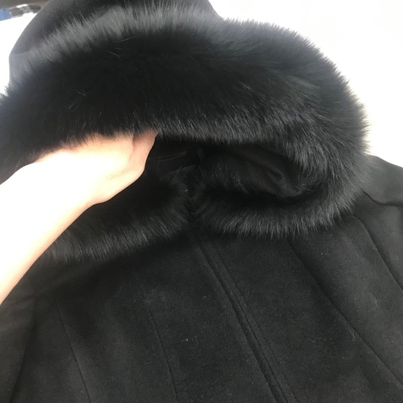 coat - Picture 4 of 9